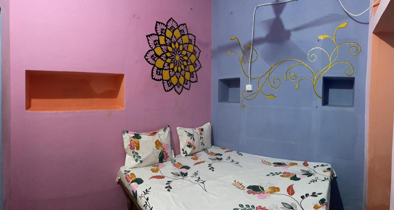 Indra Paying Guest House Варанасі Екстер'єр фото