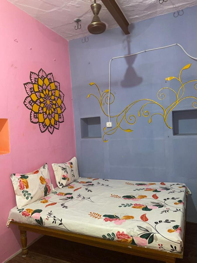 Indra Paying Guest House Варанасі Екстер'єр фото